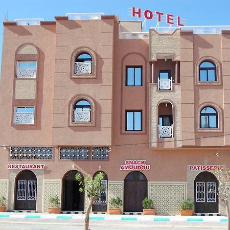 Hotel Amoudou فندق أمودو ティーズニート エクステリア 写真