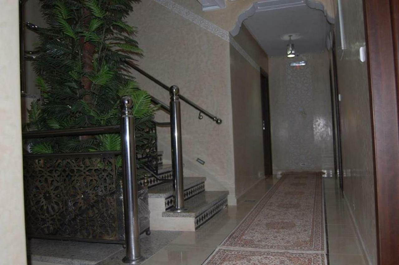 Hotel Amoudou فندق أمودو ティーズニート エクステリア 写真