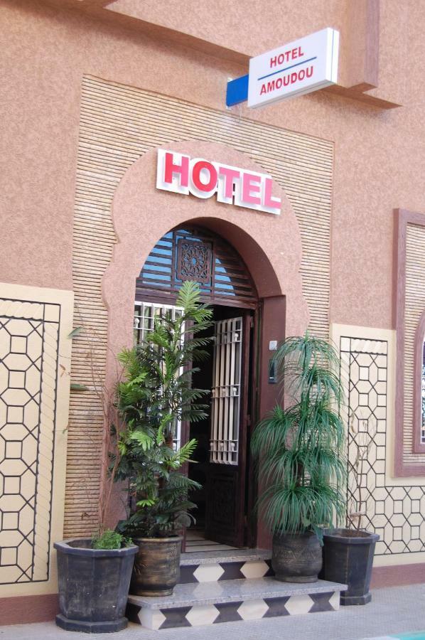 Hotel Amoudou فندق أمودو ティーズニート エクステリア 写真